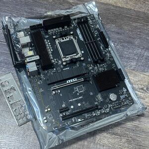 MSI PRO B650-S WIFI, AM5 Motherboard